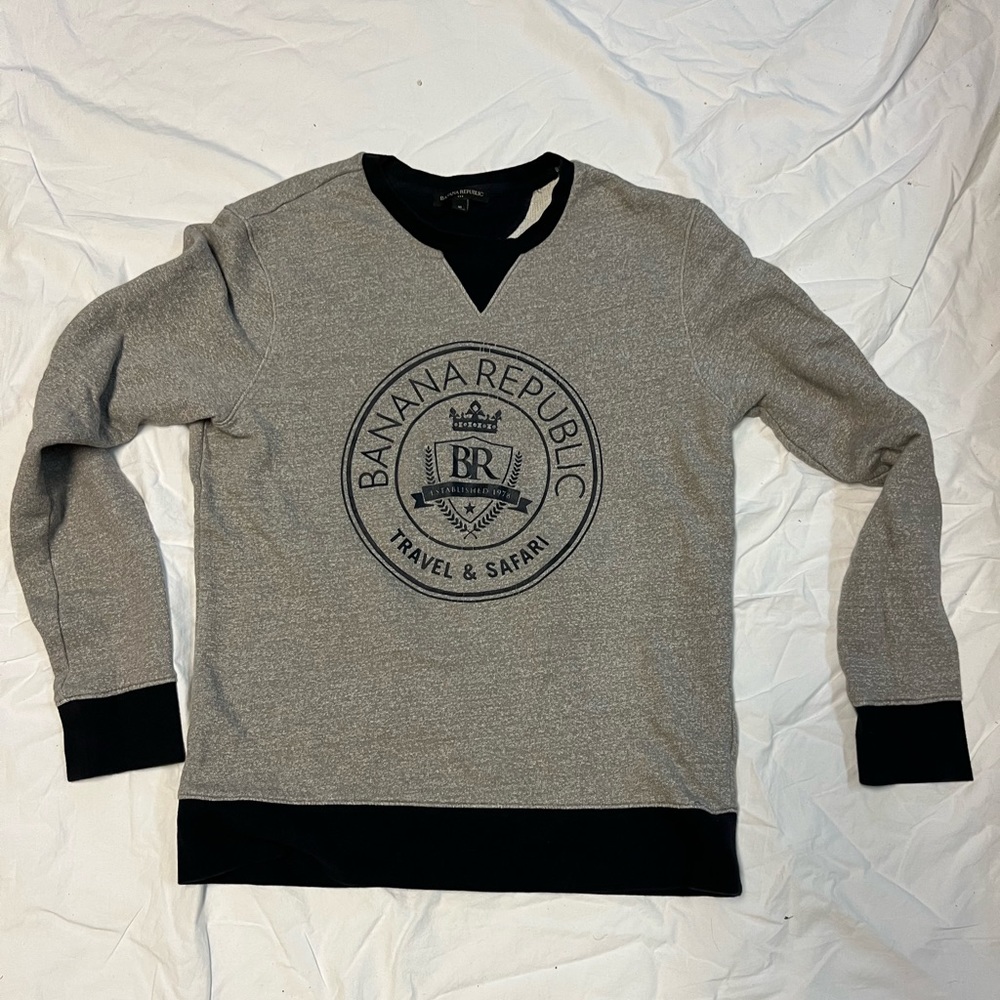 Banana Republic Grey Crewneck Sweater, Medium, Flawless